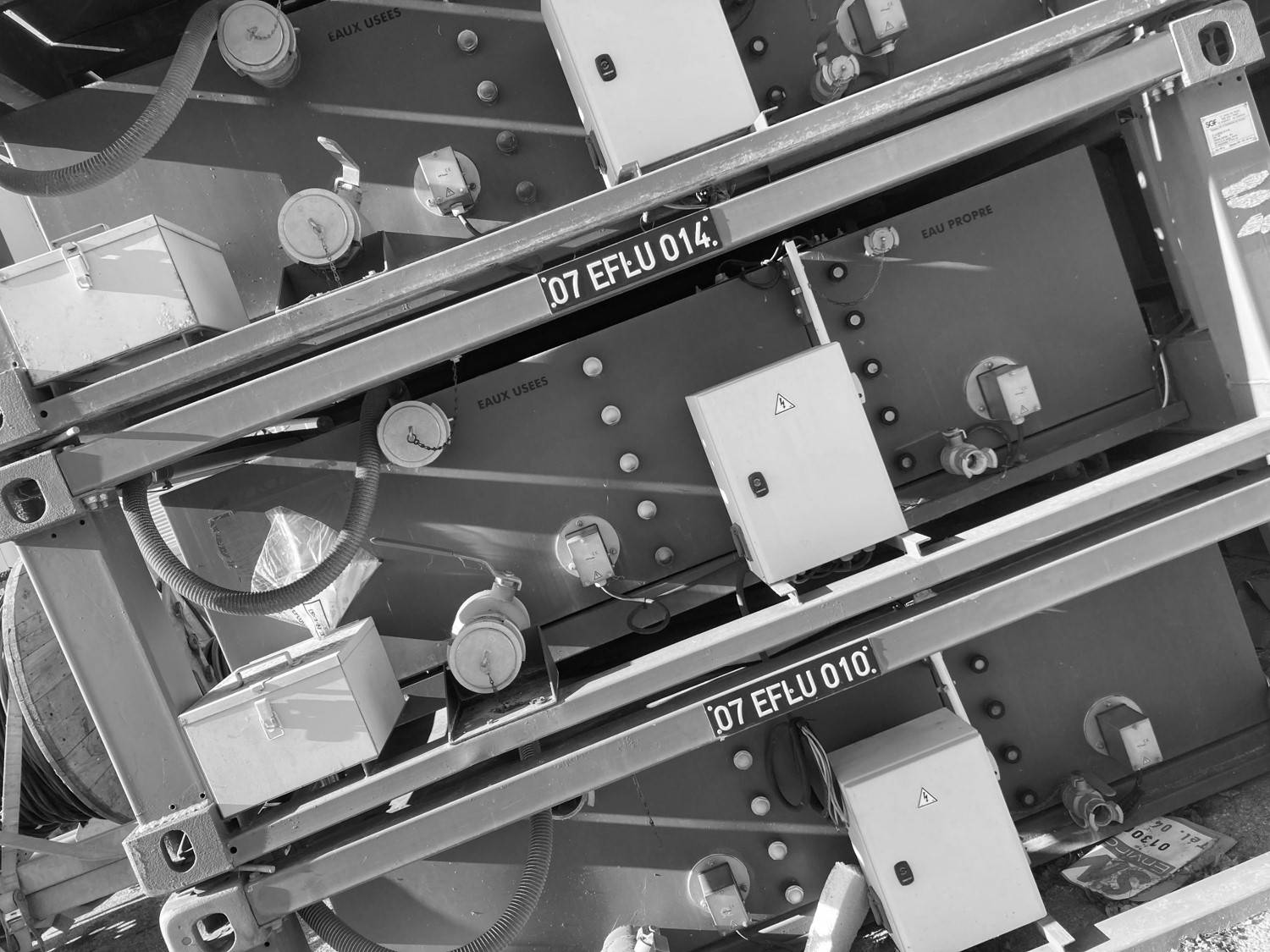 Location d'équipements de chantier, type fosse, roulotte, WC chimique... sur la région lyonnaise et alentours